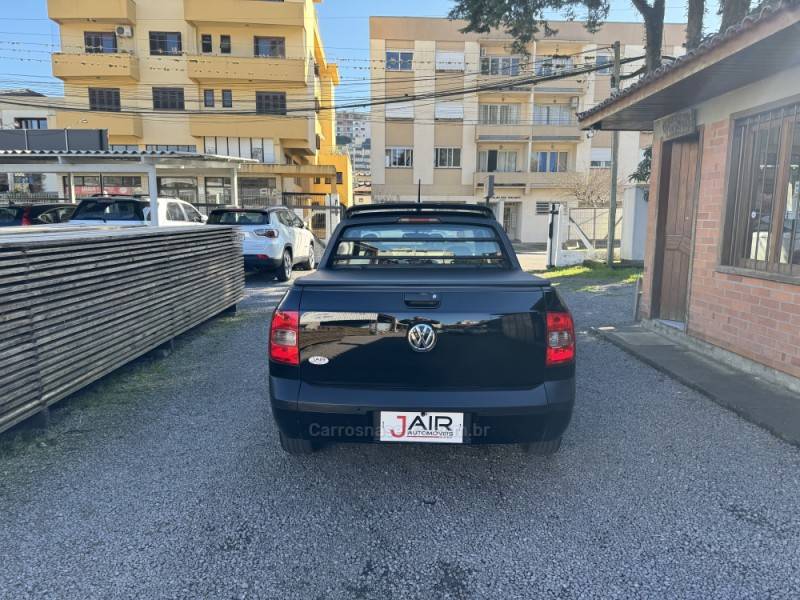 VOLKSWAGEN - SAVEIRO - 2016/2016 - Preta - Sob Consulta