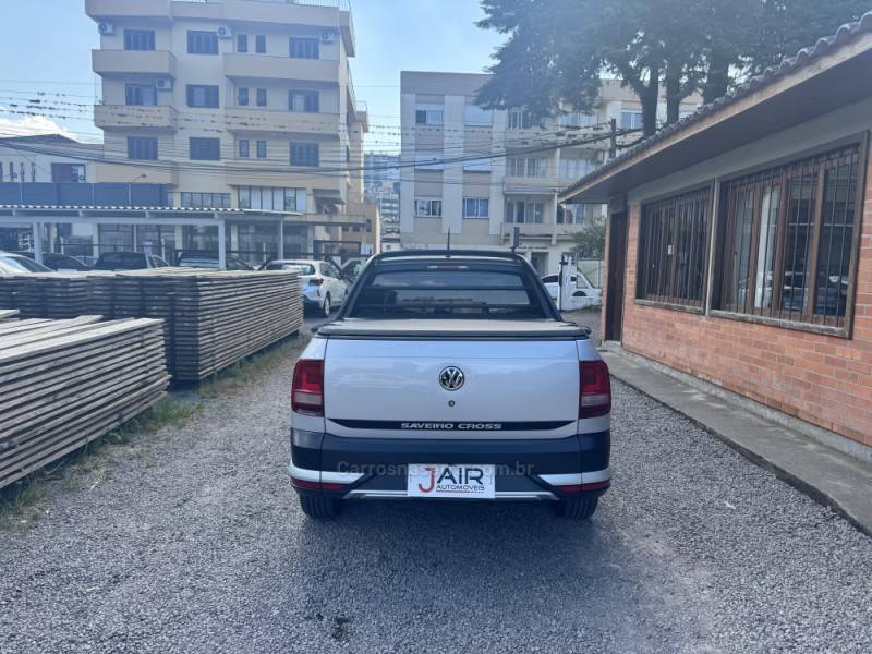 VOLKSWAGEN - SAVEIRO - 2020/2020 - Prata - Sob Consulta