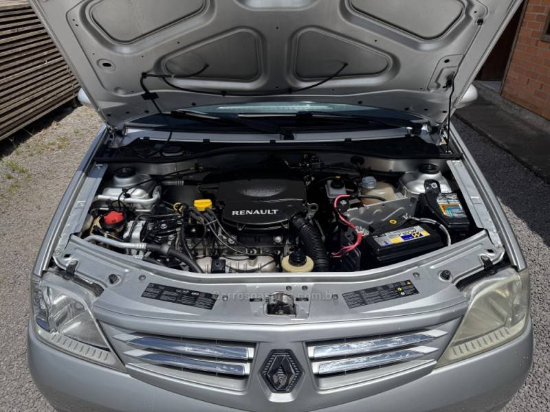 RENAULT - LOGAN - 2009/2009 - Prata - Sob Consulta