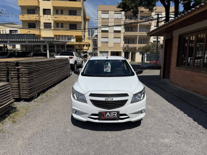 CHEVROLET - ONIX - 2015/2015 - Branca - Sob Consulta