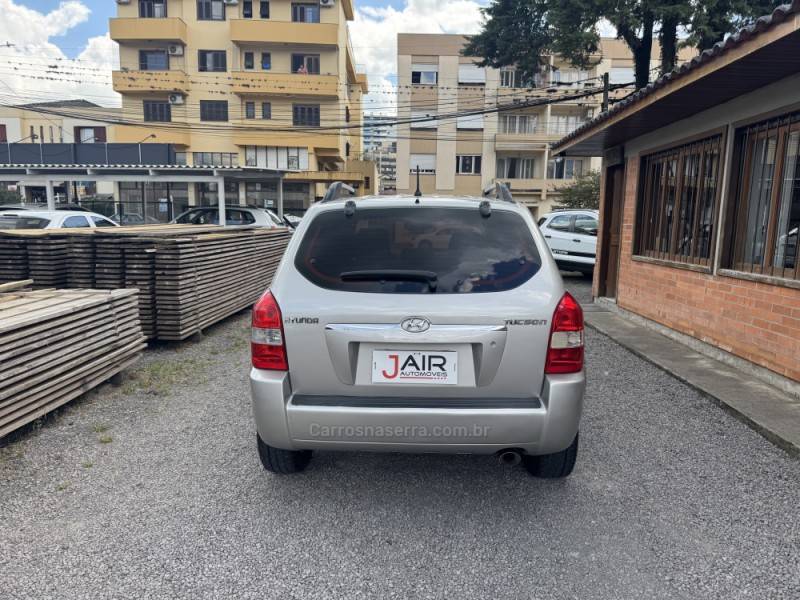 HYUNDAI - TUCSON - 2008/2008 - Prata - Sob Consulta