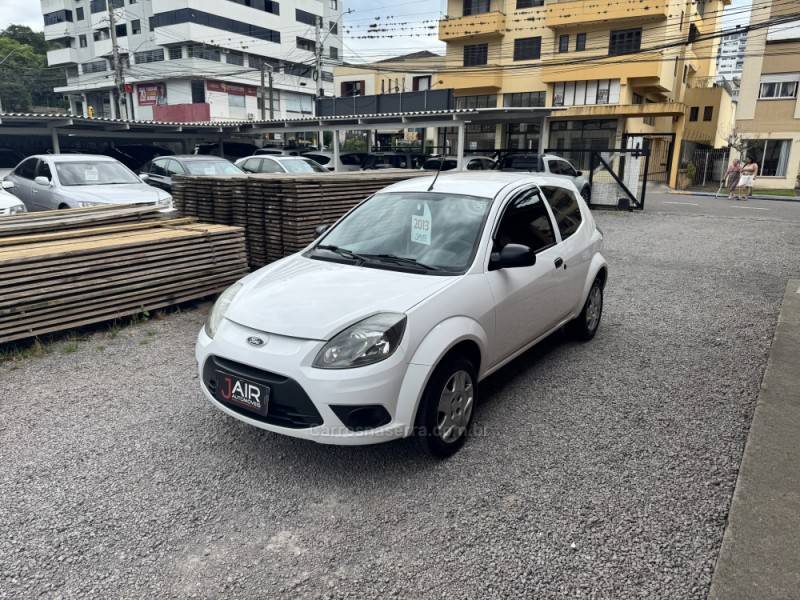 FORD - KA - 2013/2013 - Branca - Sob Consulta