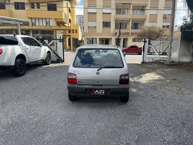 FIAT - UNO - 2009/2009 - Prata - Sob Consulta