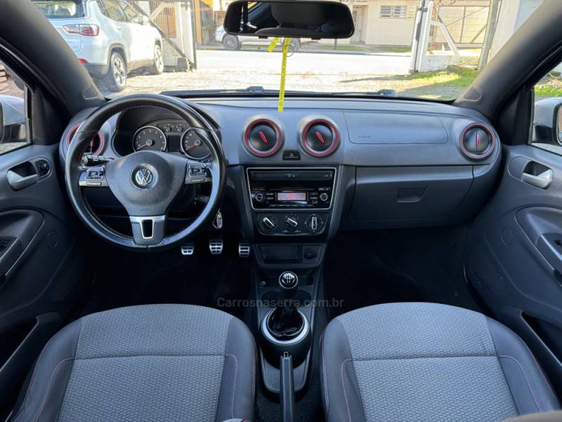 VOLKSWAGEN - SAVEIRO - 2016/2016 - Preta - Sob Consulta