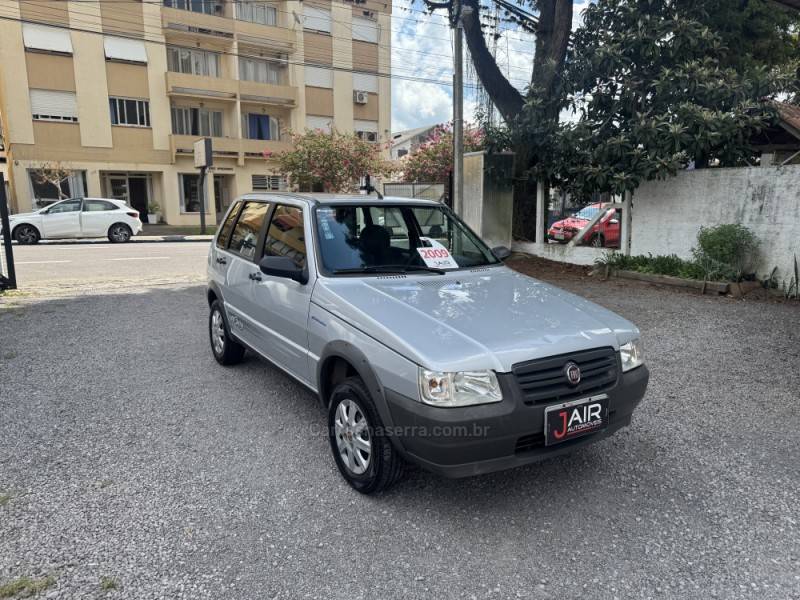 FIAT - UNO - 2009/2009 - Prata - Sob Consulta