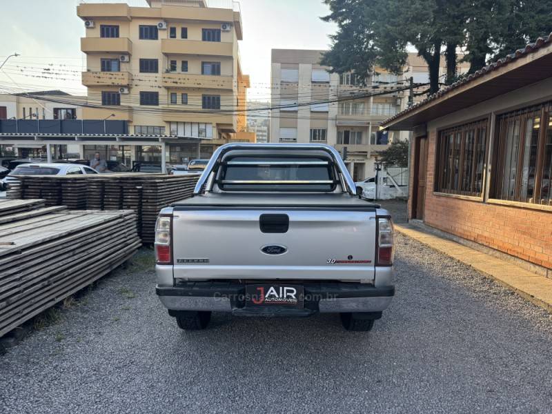 FORD - RANGER - 2010/2010 - Prata - Sob Consulta