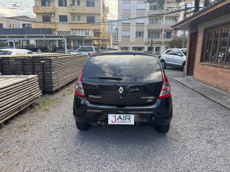RENAULT - SANDERO - 2010/2010 - Preta - Sob Consulta