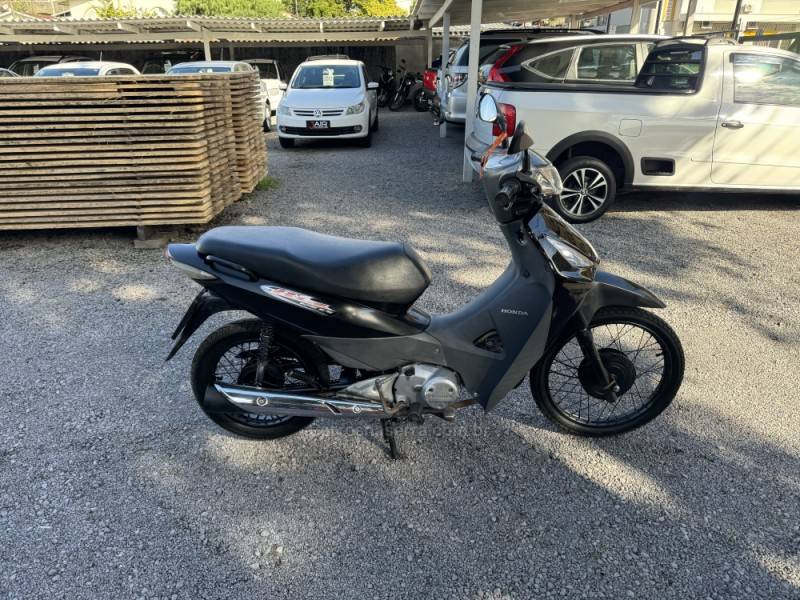 HONDA - BIZ 125 - 2008/2008 - Preta - Sob Consulta