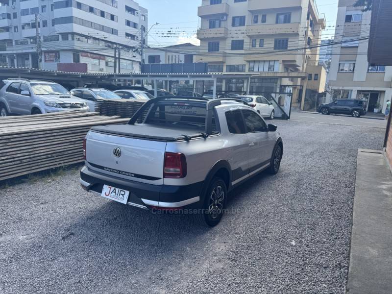 VOLKSWAGEN - SAVEIRO - 2020/2020 - Prata - Sob Consulta