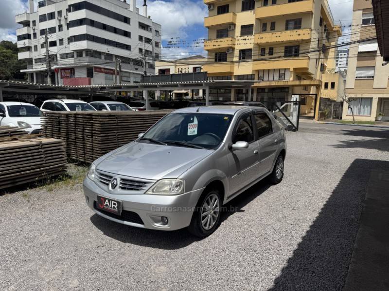 RENAULT - LOGAN - 2009/2009 - Prata - Sob Consulta