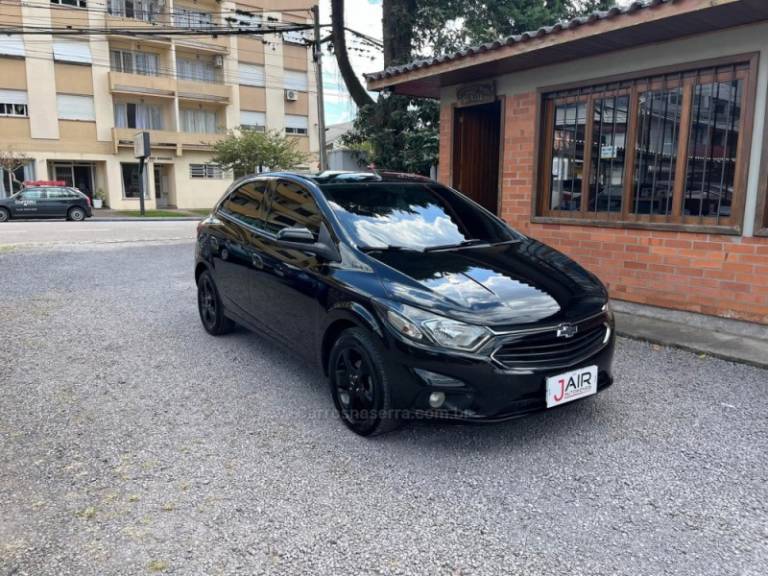 CHEVROLET - ONIX - 2018/2018 - Preta - Sob Consulta
